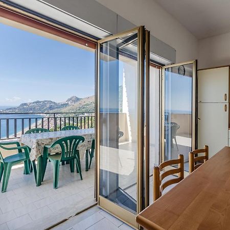 レトイアンニCasa Vacanze Andreanaアパートメント エクステリア 写真